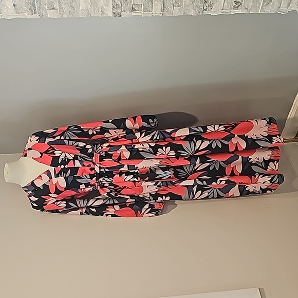 sundayup Dresses & Skirts - Sunday up floral maxi dress size M